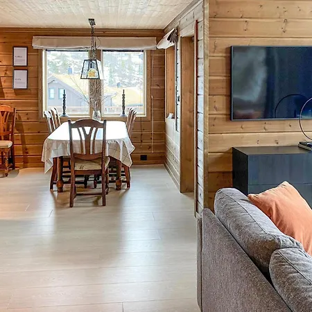 4 Bedroom Lovely In *