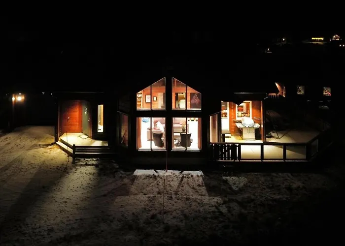 Hébergement de vacances 4 Bedroom Lovely In