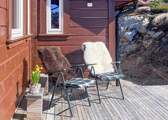 4 Bedroom Lovely In Hébergement de vacances *